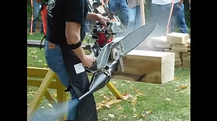 Hot Saw chain saw competition.